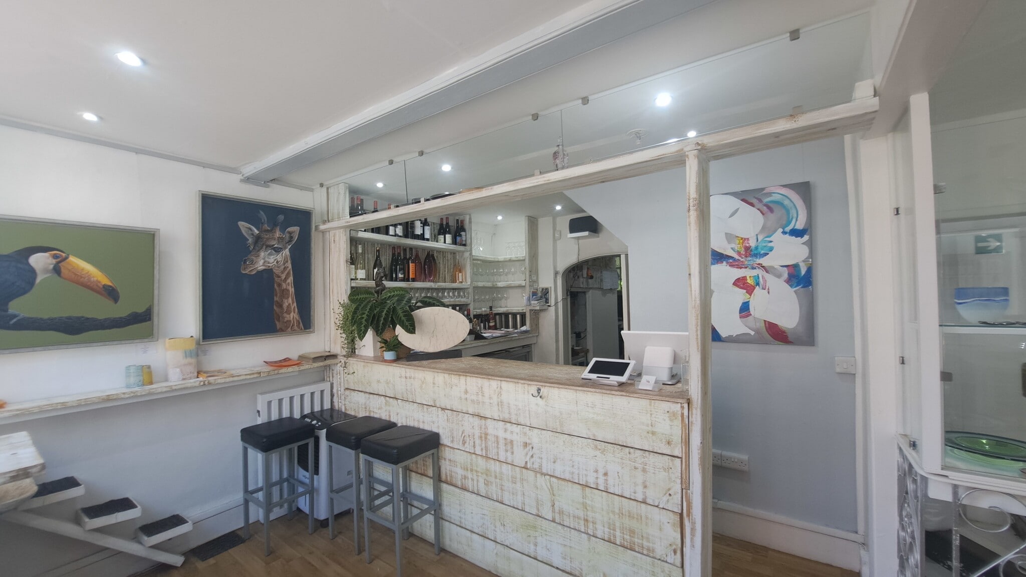 13-14 Market Pl, Stoke Hammond for lease Interior Photo- Image 1 of 5