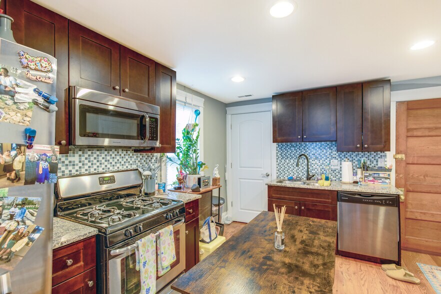 838 N Wolcott Ave, Chicago, IL à vendre - Photo intérieure - Image 2 de 19