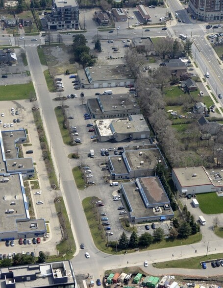 1062-1074 Cooke Blvd, Burlington, ON for sale - Building Photo - Image 3 of 4