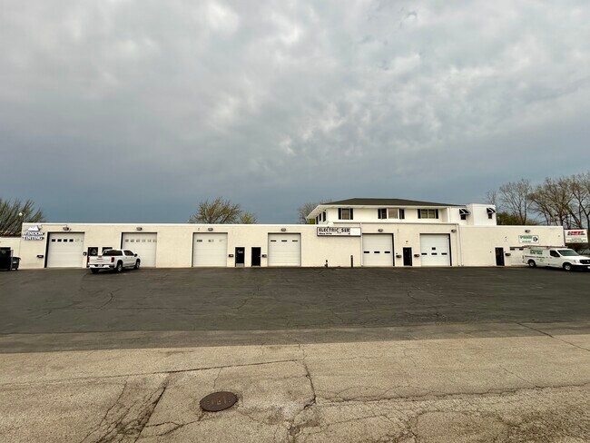 Plus de détails pour 3130 Sheeler Ave, Waukegan, IL - Industriel à vendre