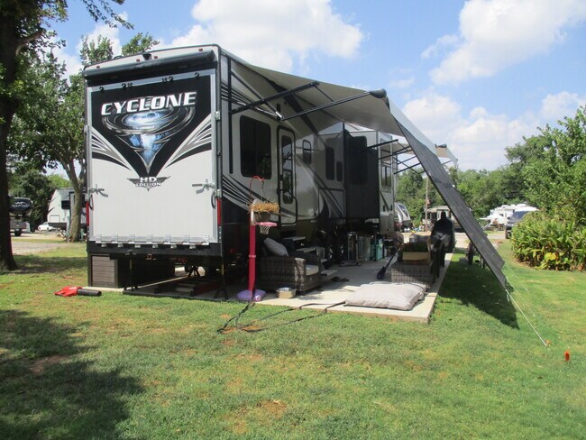 Plus de détails pour 8801 SE 29th St, Midwest City, OK - Spécialité à vendre