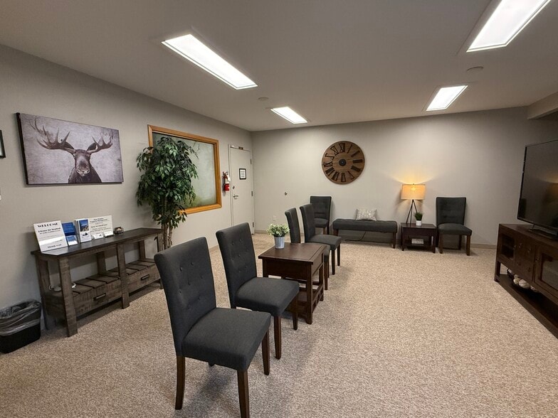 9623 32nd St SE, Lake Stevens, WA for lease - Building Photo - Image 3 of 5