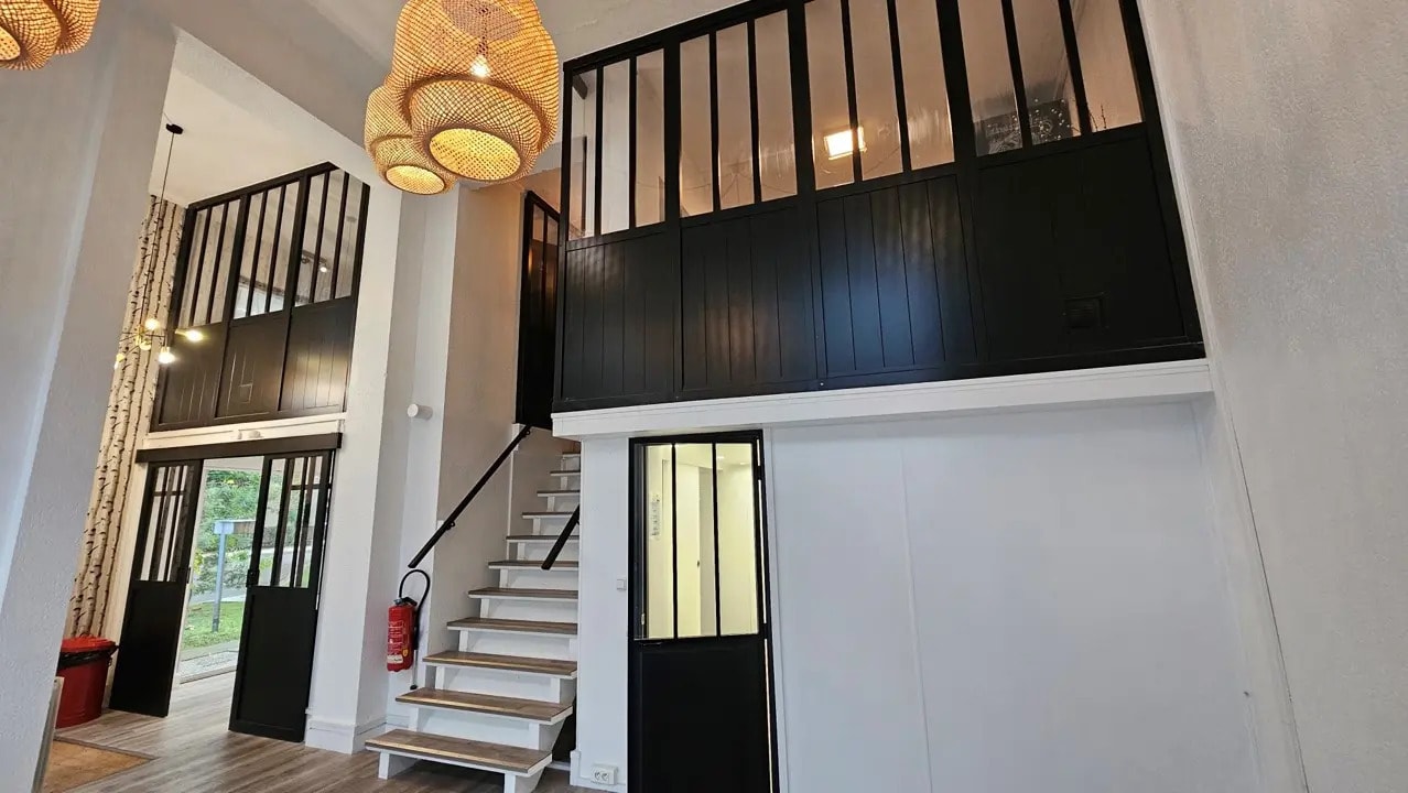 Coworking Space in Paris for lease Interior Photo- Image 1 of 5