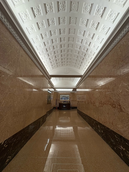 370 Lexington Ave, New York, NY for lease - Interior Photo - Image 3 of 5