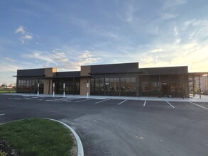 1021 Columbus Ave, Marysville, OH for lease Interior Photo- Image 1 of 1