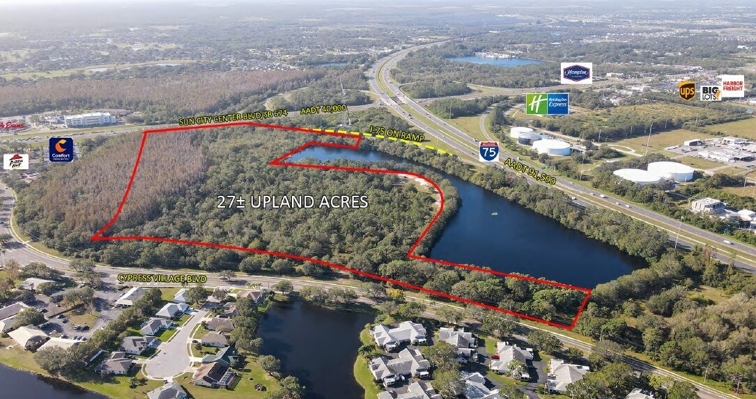 806 Cypress Village Blvd, Sun City Center, FL à vendre Photo principale- Image 1 de 4