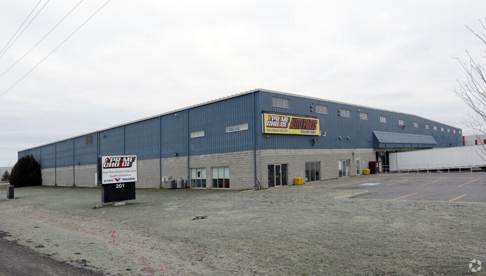 201 Iber Rd, Ottawa, ON for lease - Building Photo - Image 3 of 5