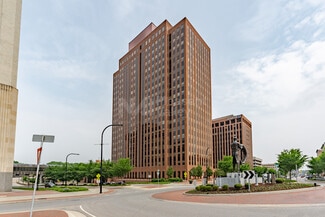 Plus de détails pour 76 S Main St, Akron, OH - Bureau, Bureau/Commerce de détail à louer