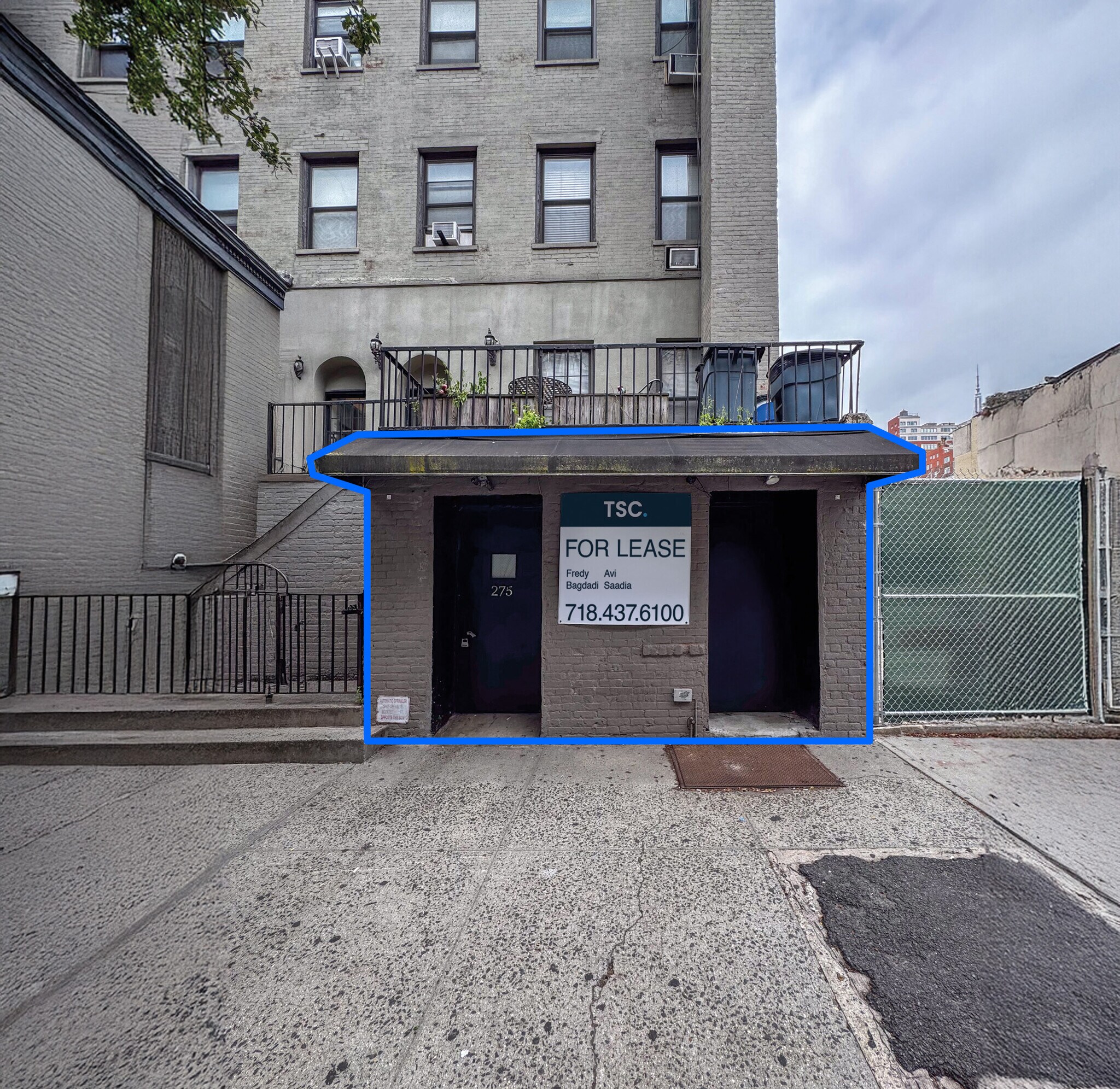 275 W 22nd St, New York, NY for lease Building Photo- Image 1 of 3