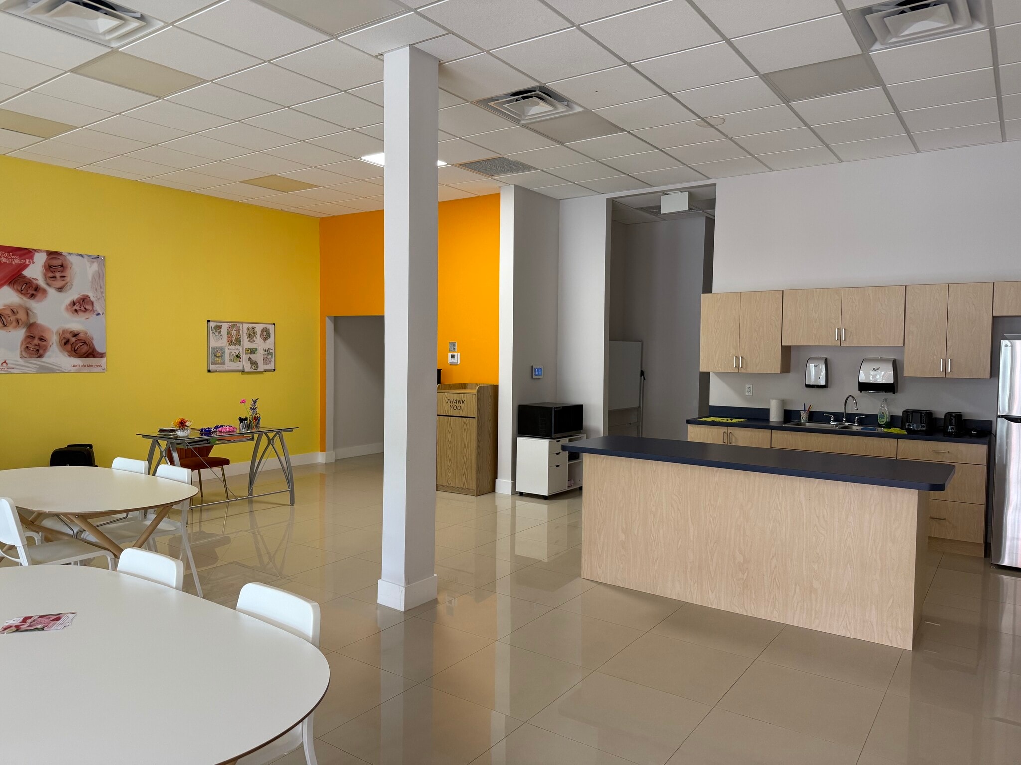 1000 Park Centre Blvd, Miami, FL à louer Photo intérieure- Image 1 de 21