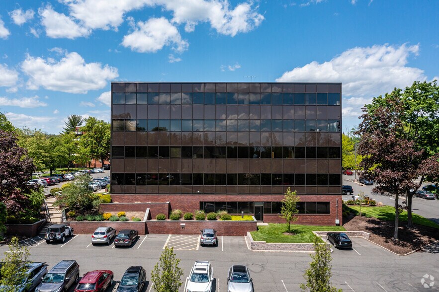 10 Madison Ave, Morristown, NJ à louer - Photo du bâtiment - Image 2 de 12