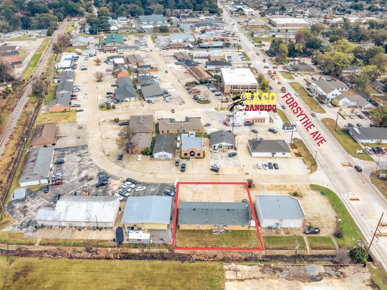 2105 Justice St, Monroe, LA for sale - Primary Photo - Image 2 of 11