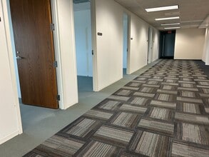 5202 Old Orchard Rd, Skokie, IL à louer Photo intérieure- Image 2 de 5