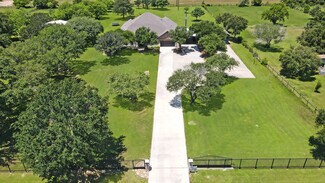 Plus de détails pour 10511 W Hidden Lake Ln, Richmond, TX - Spécialité à vendre