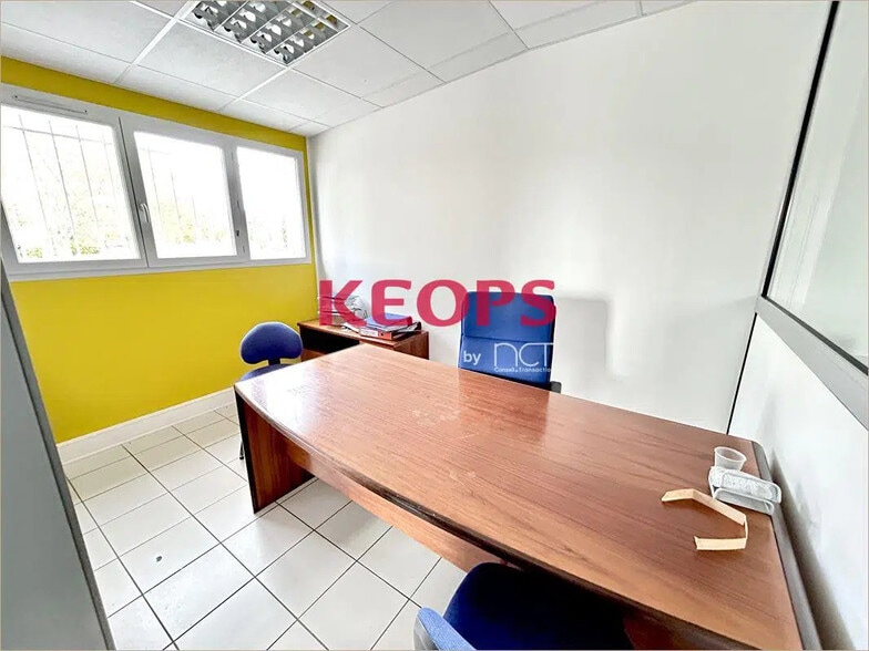 Office in Tournefeuille for lease - Interior Photo - Image 3 of 9