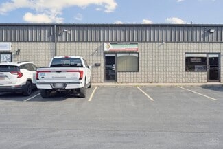 Plus de détails pour 38 Bigwin Rd, Hamilton, ON - Industriel à vendre