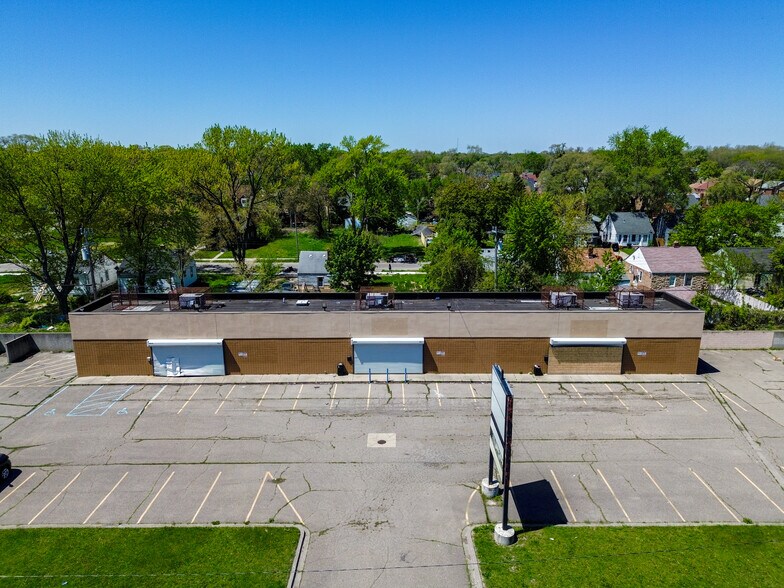 19701 Mound Rd, Detroit, MI à vendre - Photo du bâtiment - Image 3 de 5