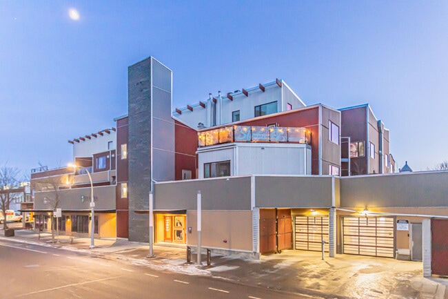 More details for 11623-11633 105th Ave, Edmonton, AB - Office for Sale