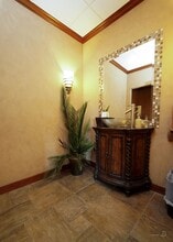 3032 W Stolley Park Rd, Grand Island, NE for lease Interior Photo- Image 2 of 21