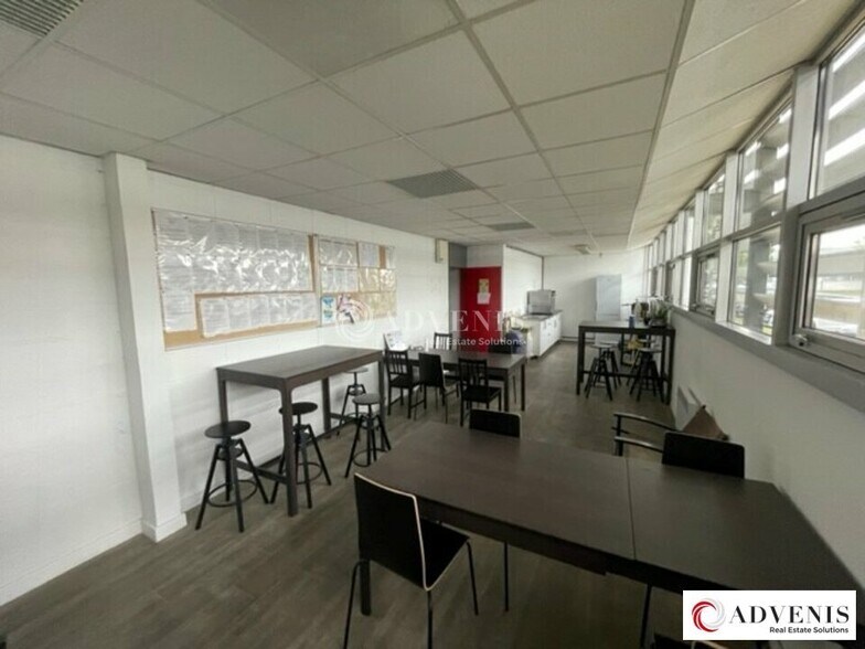 Flex in Blanquefort for sale - Interior Photo - Image 3 of 8