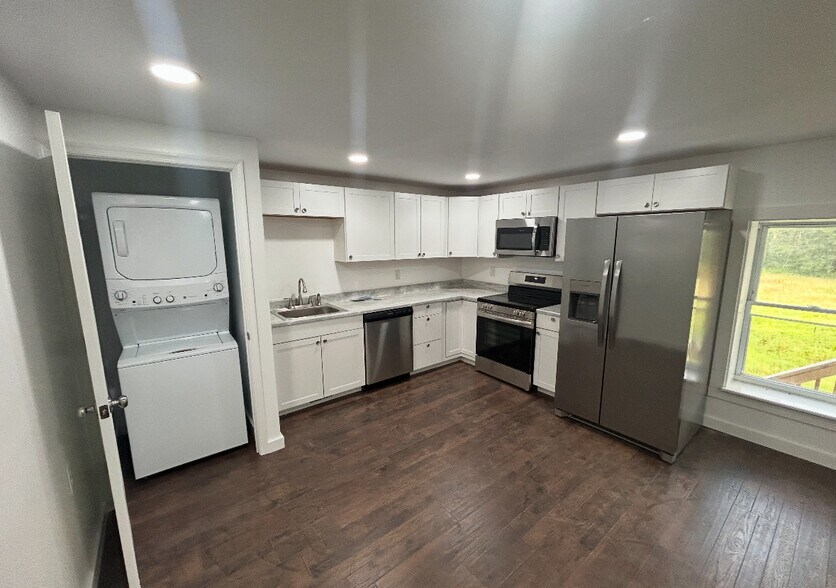 27131 Hubbards Rd, Remington, VA à louer - Photo du bâtiment - Image 2 de 15