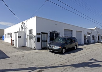 Plus de détails pour 1474-1478 NE 130th St, North Miami, FL - Industriel à louer