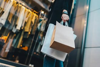 Retail in Marseille for lease Building Photo- Image 2 of 4