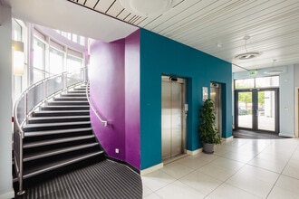 Bursledon Road, Southampton for sale Interior Photo- Image 1 of 5