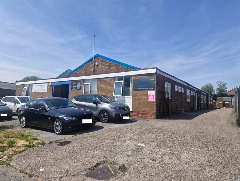 Mount Rd, Burntwood for lease - Building Photo - Image 2 of 9