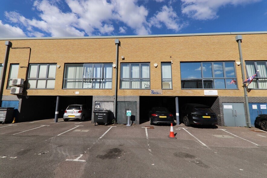 Acme Rd, Watford à vendre - Photo du bâtiment - Image 3 de 3