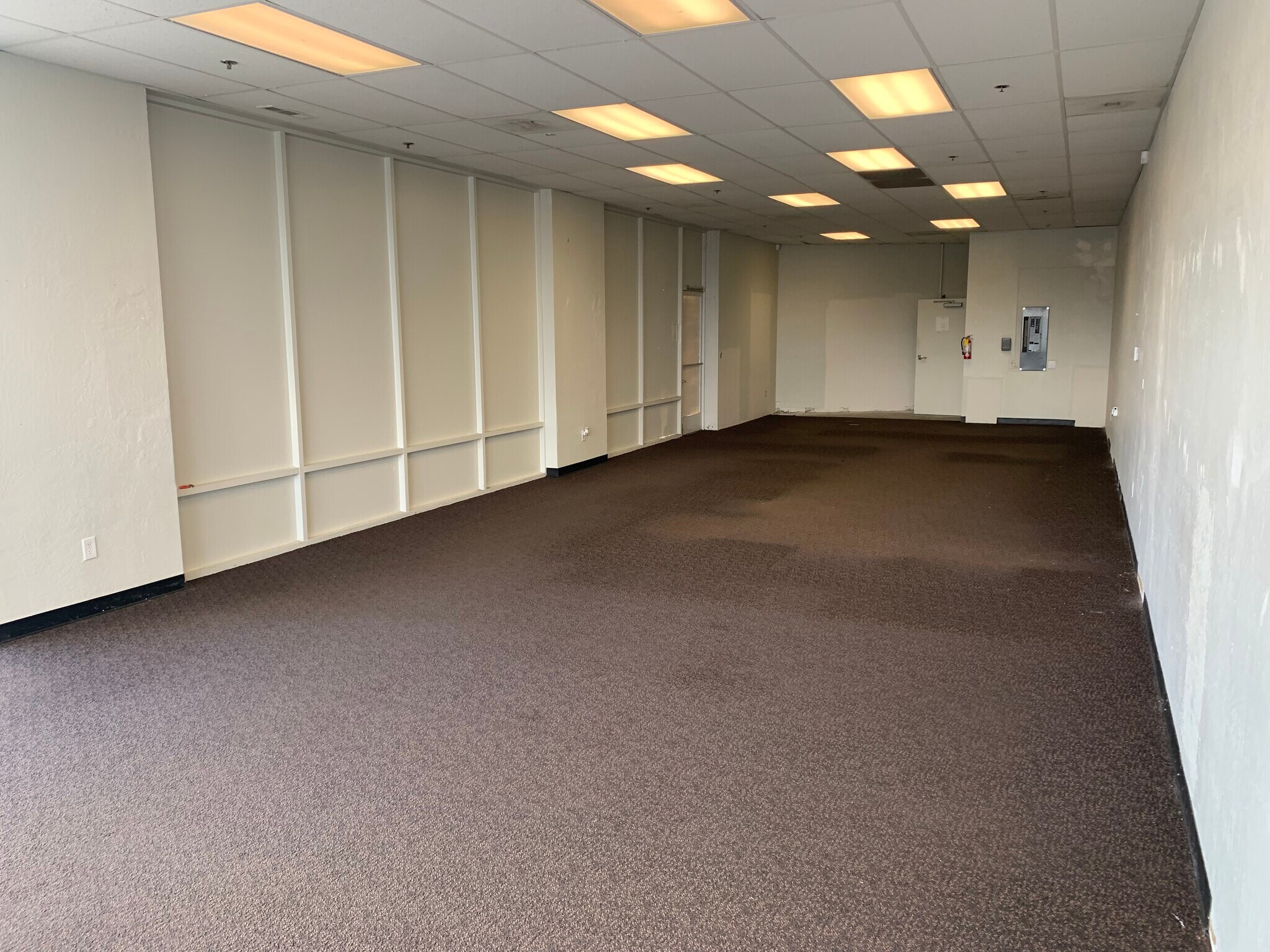 2314 W Kettleman Ln, Lodi, CA for lease Building Photo- Image 1 of 4