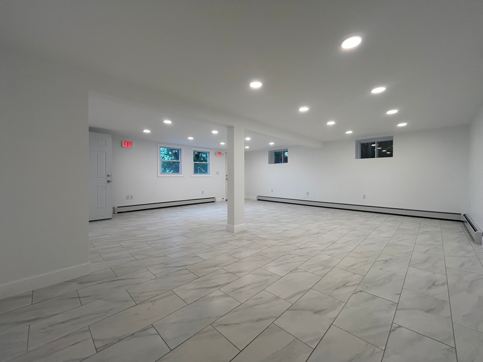 956 Main St, Watertown, CT for lease Interior Photo- Image 1 of 6