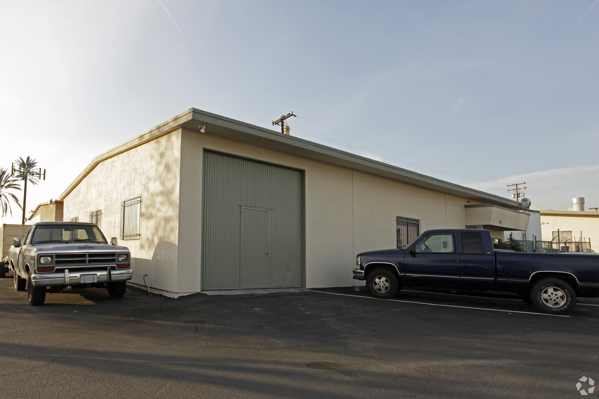 964 W 9th St, Upland, CA à vendre Photo principale- Image 1 de 11