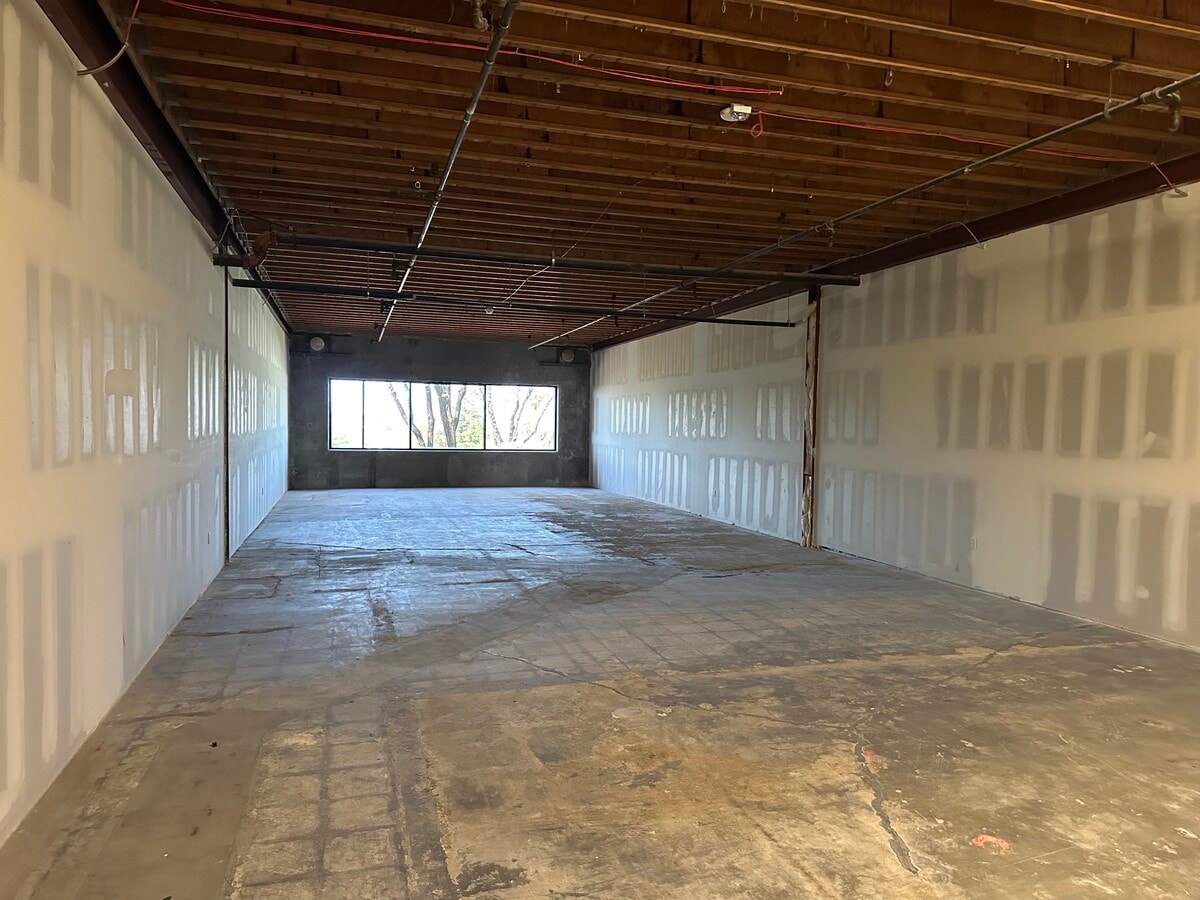 1470 Valley Vista Dr, Diamond Bar, CA 91765 - Unité 108 - - Photo intérieure - Image 1 of 6