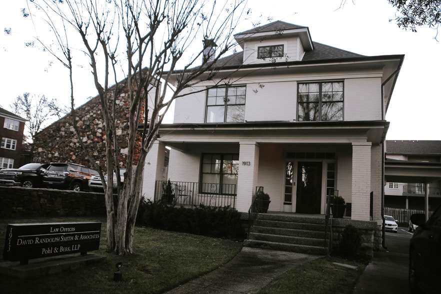 1913 21st Ave S, Nashville, TN à vendre - Photo du bâtiment - Image 3 de 7