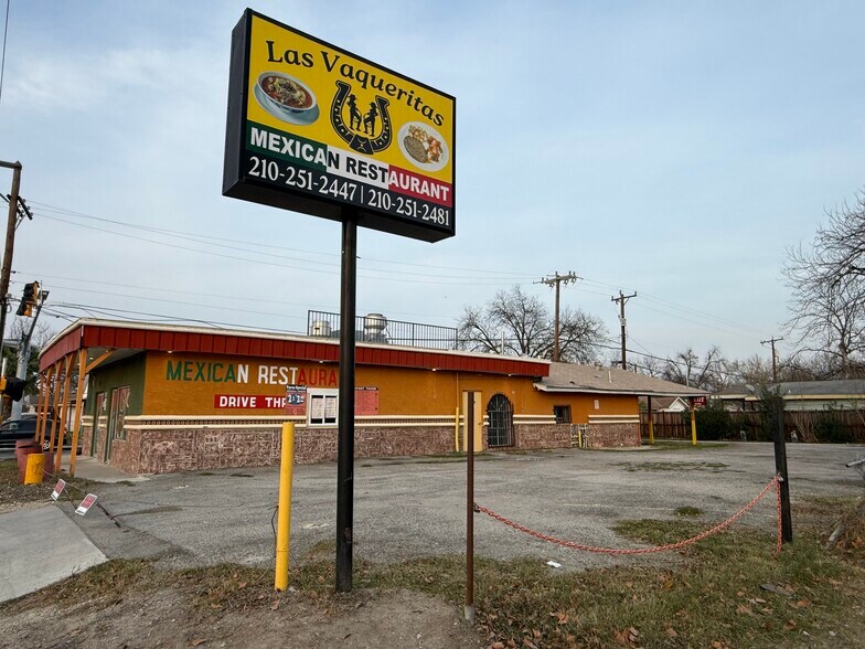 5402 S Zarzamora St, San Antonio, TX à vendre - Photo principale - Image 1 de 49