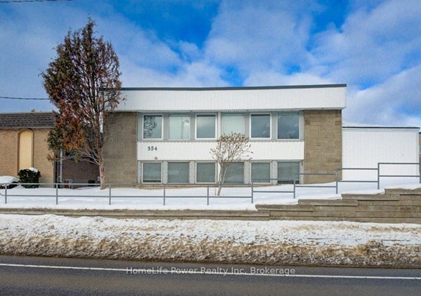 354 Charles St, Kitchener, ON à louer - Photo du bâtiment - Image 2 de 6