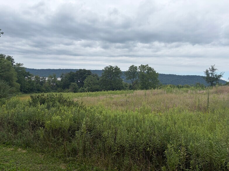69 Fisher Avenue ave, Jonestown, PA à vendre - Photo du bâtiment - Image 3 de 6