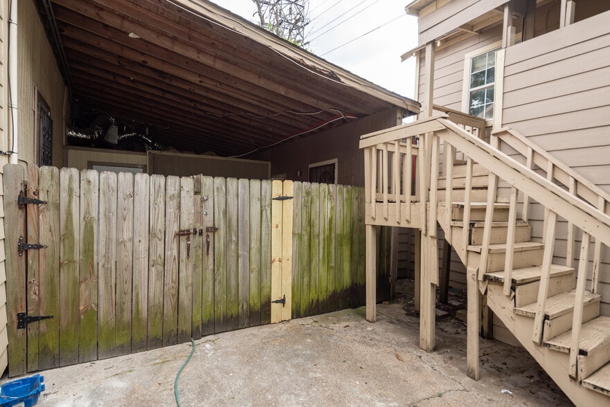 2609 Elysian St, Houston, TX for sale - Building Photo - Image 3 of 11