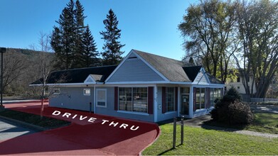 2781 US Route 5 N, Windsor, VT for lease Building Photo- Image 1 of 11