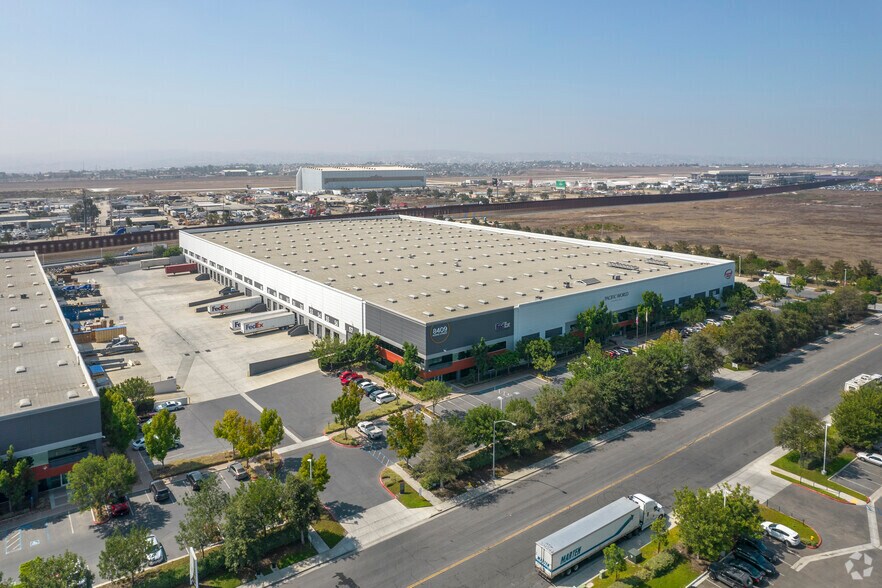 2660 Sarnen St, San Diego, CA à louer - Aérien - Image 2 de 4