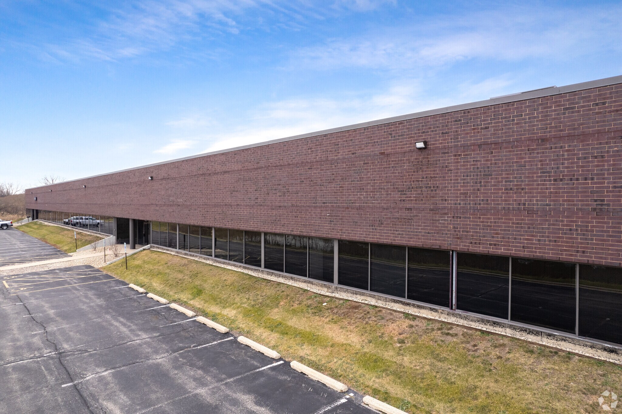 1070 S Northpoint Blvd, Waukegan, IL à louer Photo du bâtiment- Image 1 de 14