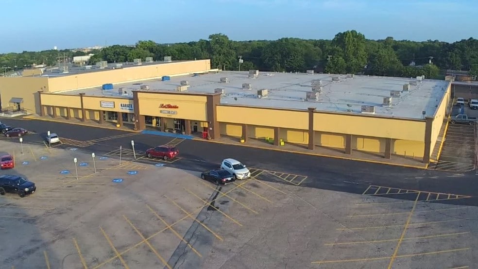 5101 Gus Thomasson Rd, Mesquite, TX à louer - Vidéo sur l’inscription commerciale - Image 2 de 18