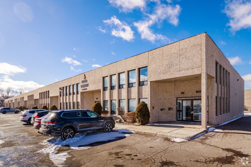 9601-9635 Rue Clément, Montréal, QC à vendre - Photo du bâtiment - Image 3 de 11