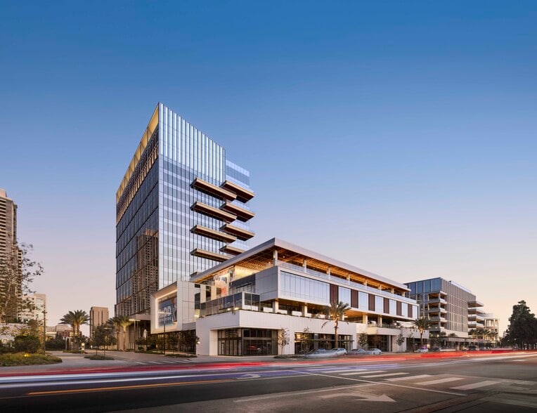 937 N Harbor Dr, San Diego, CA for lease - Primary Photo - Image 2 of 5