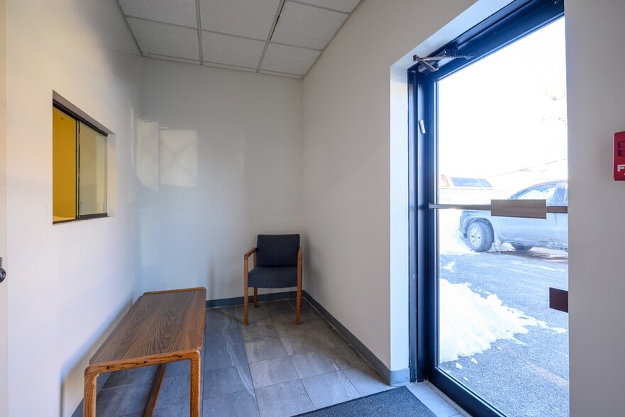 307 W Pleasantview Ave, Hackensack, NJ for sale - Interior Photo - Image 3 of 22