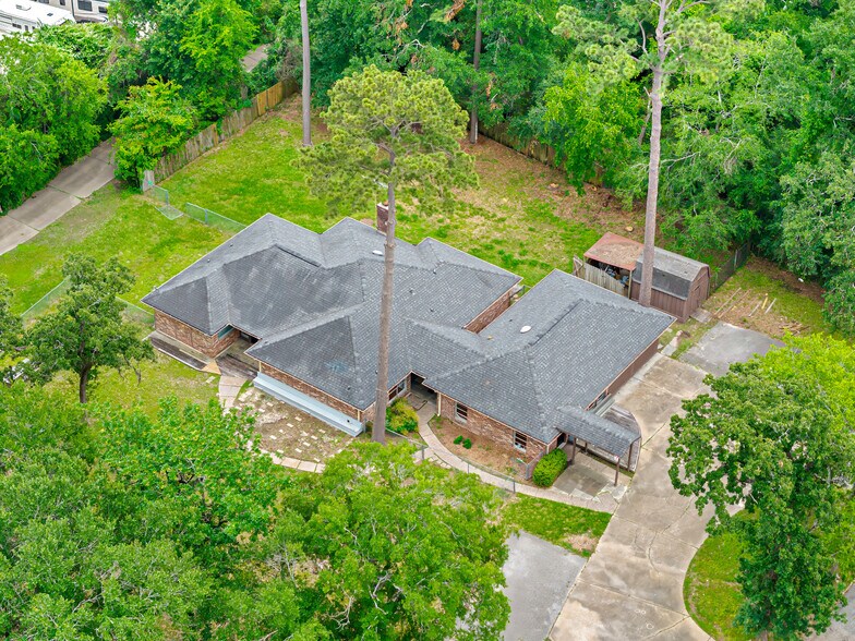 12811 Cypress North Houston Rd, Cypress, TX à vendre - Photo du bâtiment - Image 3 de 7