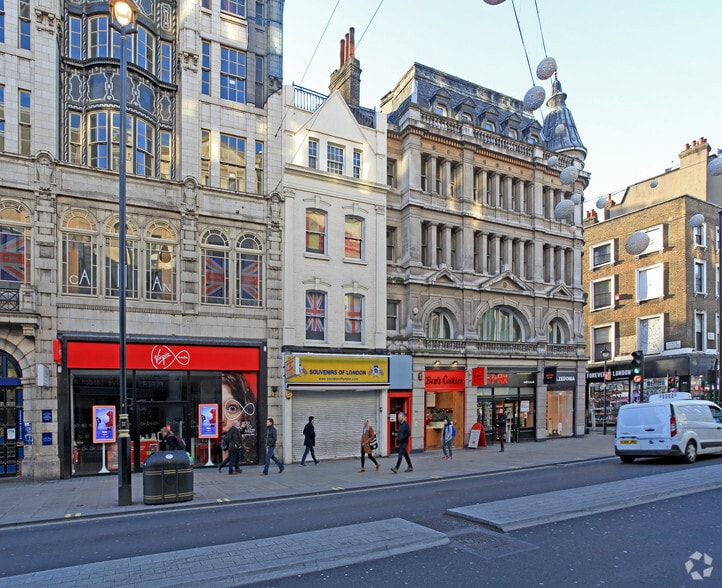 137 Oxford St, Londres à louer - Photo du bâtiment - Image 2 de 2
