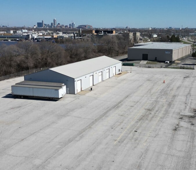 3510 Sam Jones Expy, Indianapolis, IN for lease - Building Photo - Image 3 of 4
