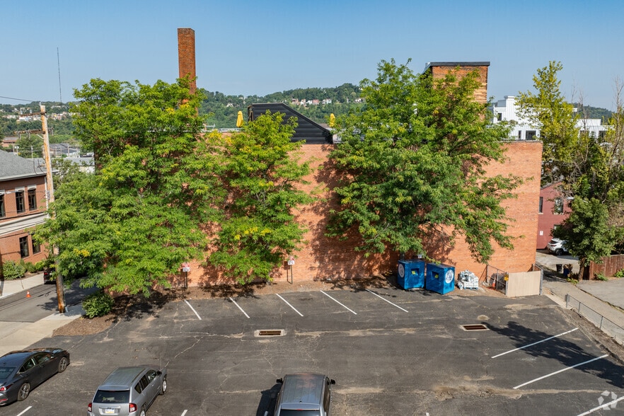 3706 Butler St, Pittsburgh, PA for lease - Aerial - Image 3 of 7